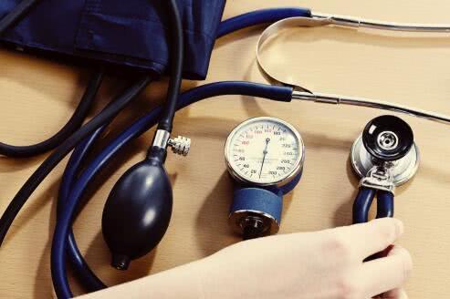 老外为什么天天吃洋葱?原来有这2大好处,现在