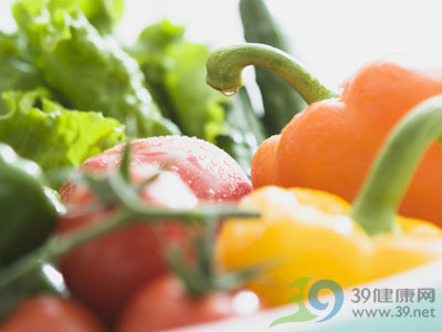 蔬菜水果个头越大营养越少！